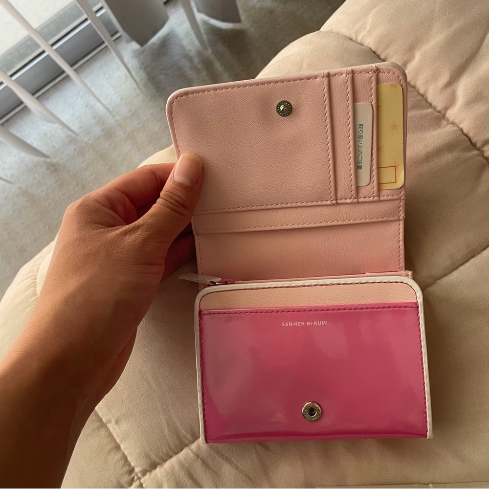 NEW pink wallet #1